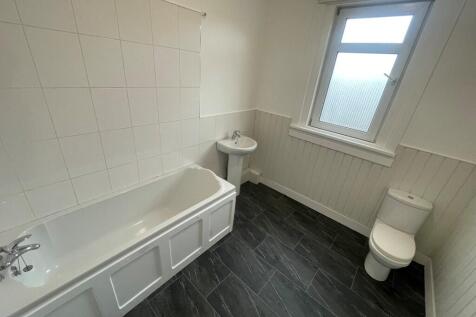 Bathroom 3m x 2.5m