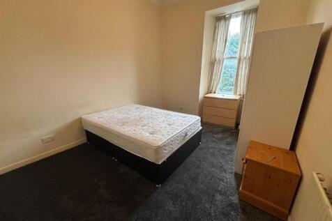 bedroom 4.jpeg