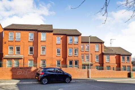 Flat 14 Hall Court, Sholebroke Avenue, Leeds, West Yorkshire, LS7 3HD