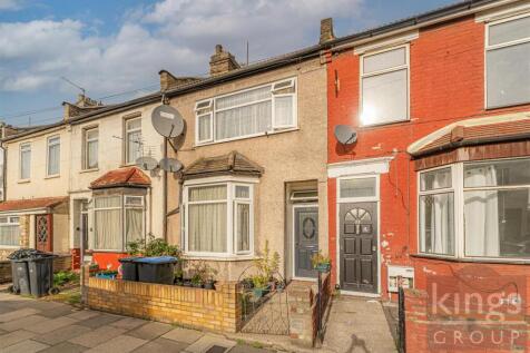 London, N18 - property photo
