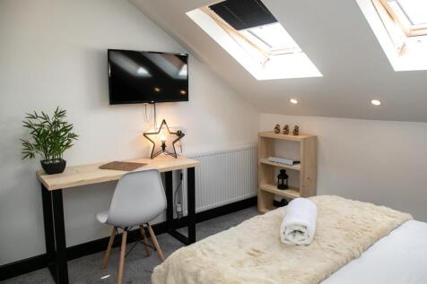 46 Dean St LR-8.jpg