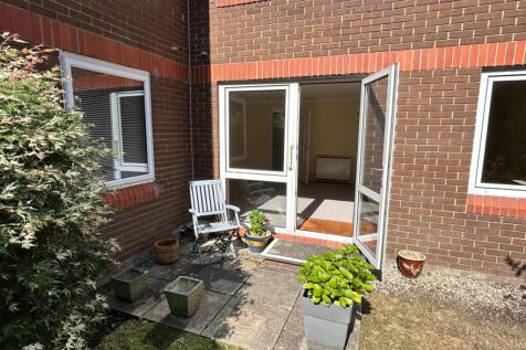 PATIO AREA