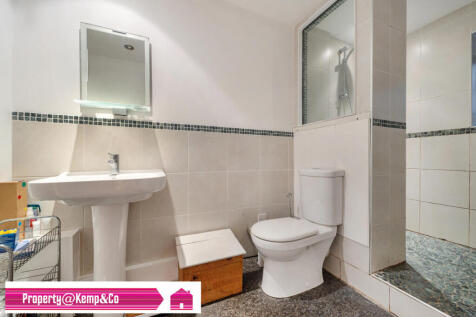 Granny Flat Bathroom