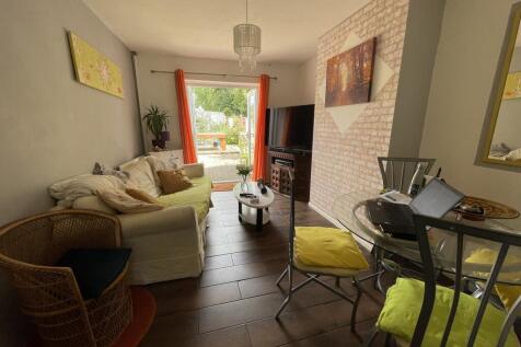 Highlands Crescent, ,  photo 3