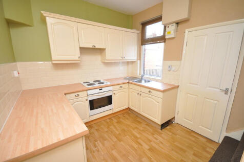Blenheim Avenue, Barnsley, S70 photo 4