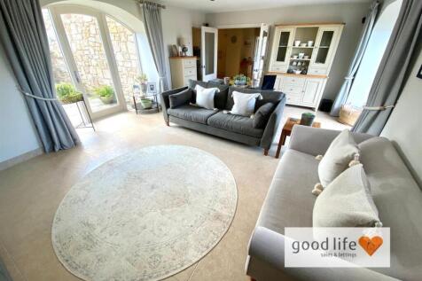 20250809_143432000_iOS 42overthehill.jpg