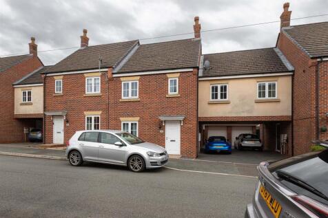 10 Basford Court-15.jpg