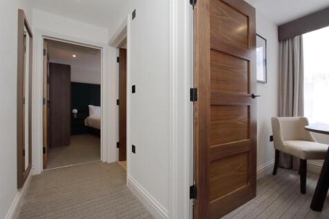 white hart arundels ph2.JPG