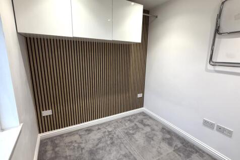 ROOM 2