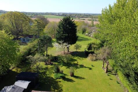 REAR GARDEN AND VIEW.JPG