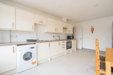 Warwick Road, Kenilworth, CV8 photo 2