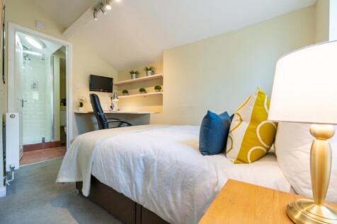 3 city bank road - living room