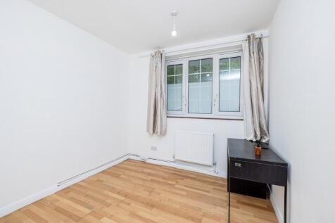 Bedroom 2 (2)