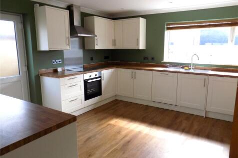 Fitted Kitchen