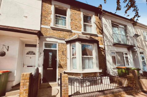THREE BEDROOM HOUSE FOR SALE