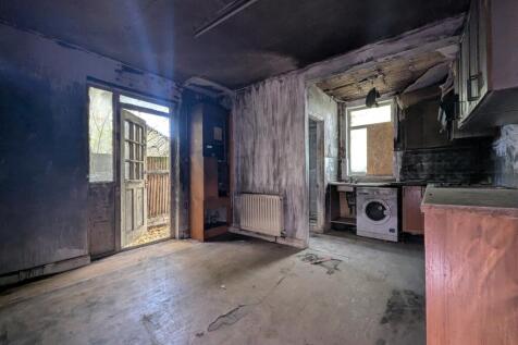 11-12-2025  08-32-26 PXL 20251210 123125160 T202512121022.jpg