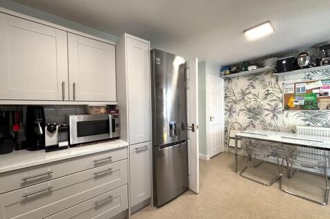 processed-AB3BA2B...