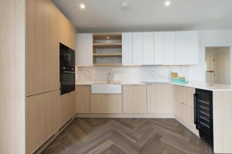 52816 Hi res (7).jpg