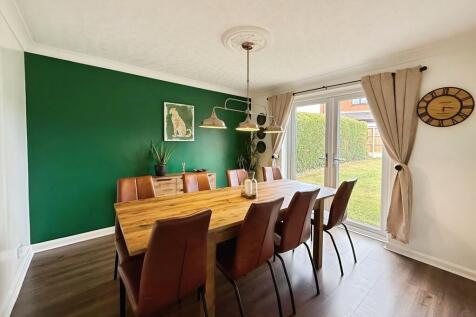 ab60767d-WhatsApp...