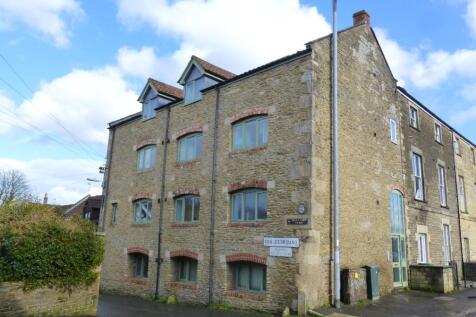 Studio flat on Vallis Way, Frome, Somerset, BA11, £700/mo
