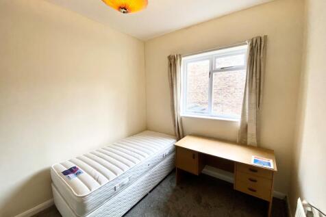 Nunthorpe Avenue, York photo 3
