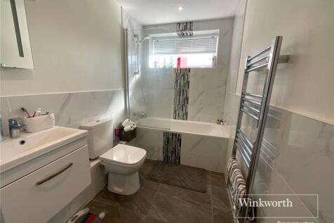 Highcliffe Corner, 397-403 Lymington Road, Christchurch, Dorset, BH23 photo 4
