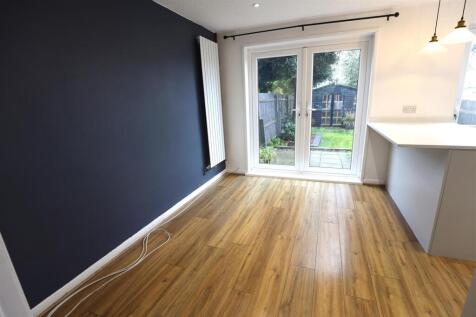 10 Wimbourne Close, Llantwit Major, Vale of Glamorgan, CF61 1QW photo 5