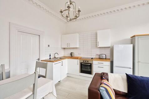 Kitchen/Dining/ Living room