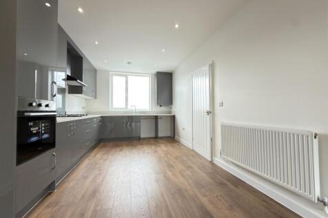 OPEN PLAN KITCHEN, DINING ROOM &amp; LIVING AREA