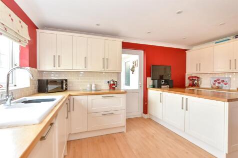 Kitchen/ Breakfast Room