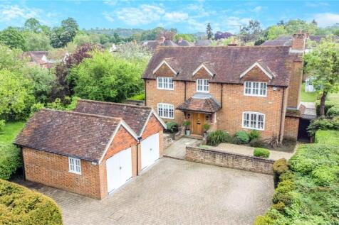 Croft Lane, Crondall, Farnham, Surrey. 5 bedroom detached house for sale