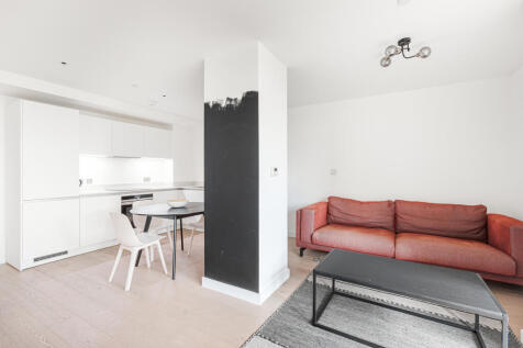 Hill House, Highgate Hill, Islington, London photo 2