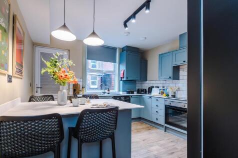 7, Welton Place, Leeds photo 4
