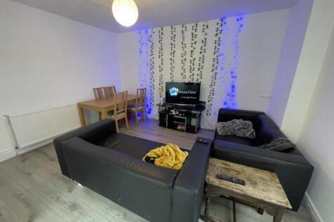 Brentbridge Road, Fallowfield, £140pppw photo 3
