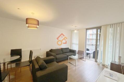 London, SE13 - property photo