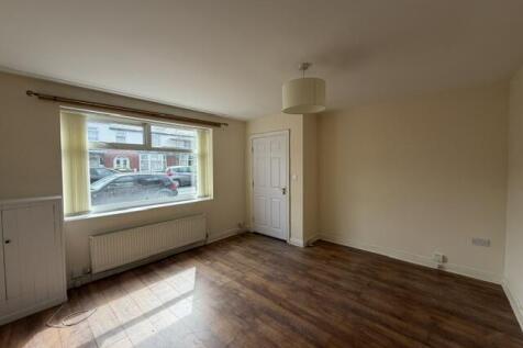 Mayfield Road, Chorley, Lancashire photo 3