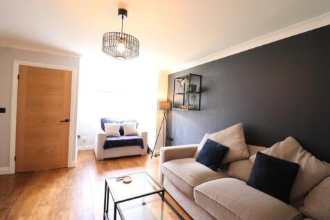 Lowestoft Way, Redcar, TS10 photo 3