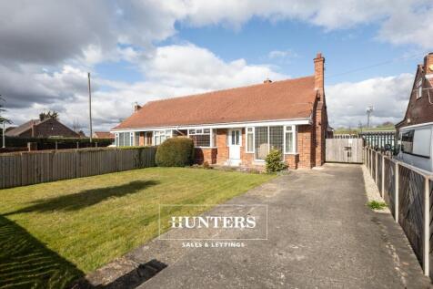 Castleford, WF10 - property photo