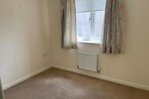 2nd bedroom.jpg
