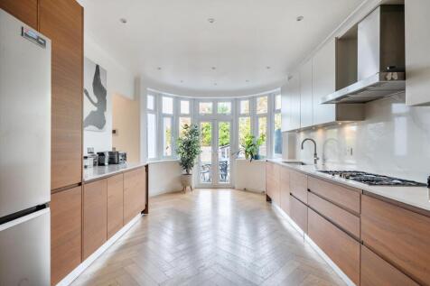 Dobree Avenue, London NW10 photo 4