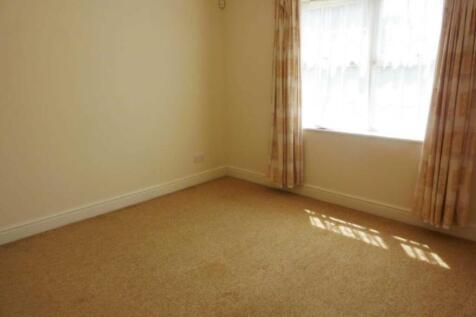 High Street, Edgware photo 4