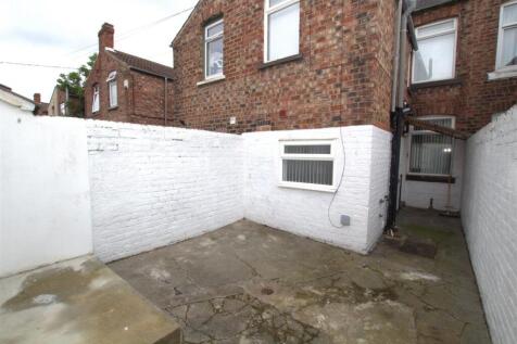 rear yard .jpg