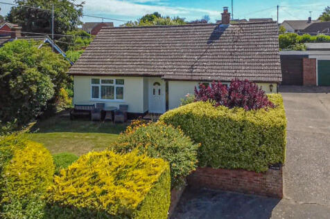 2/3 Bedroom Detached Bungalow for Sale