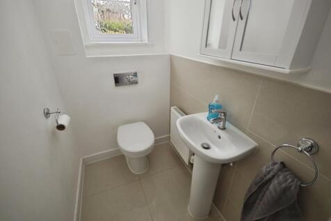 Cloakroom/Wc