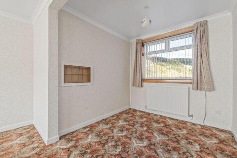 2 bed, 1 bath Semi-Detached in Leeds - Photo 4