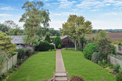 8614390-exterior0...