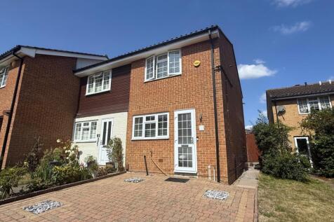 Orpington, BR6 - property photo