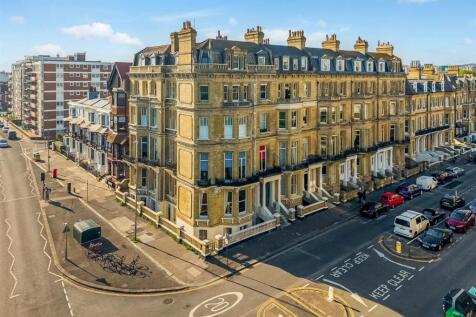 Kings Gardens 1.jpg