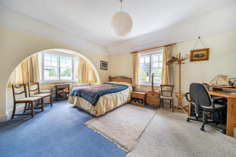 1313903-8-685c70a...