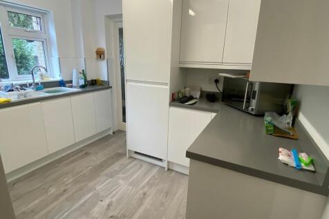 Church Road, Brightlingsea, Colchester photo 3